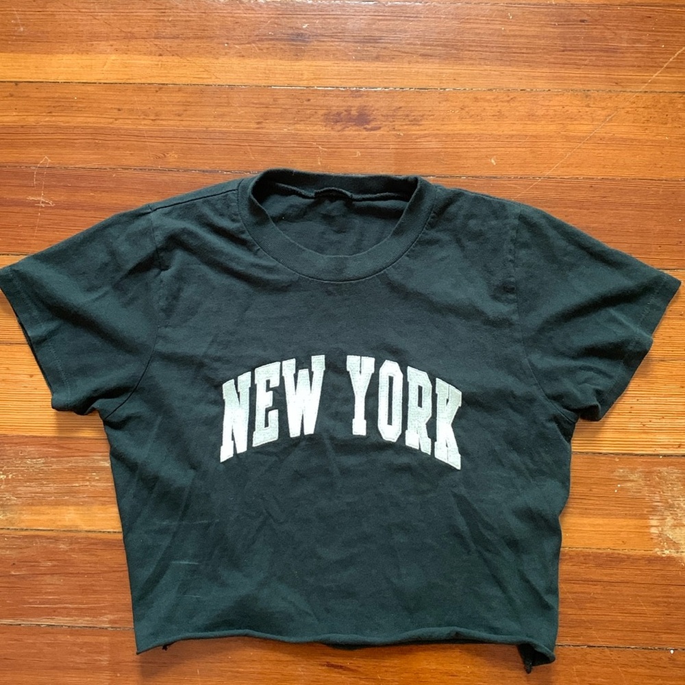 Brandy Melville cropped tee